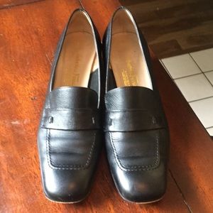 Salvatore Ferragamo Classic Black Heeled Loafers 10.5